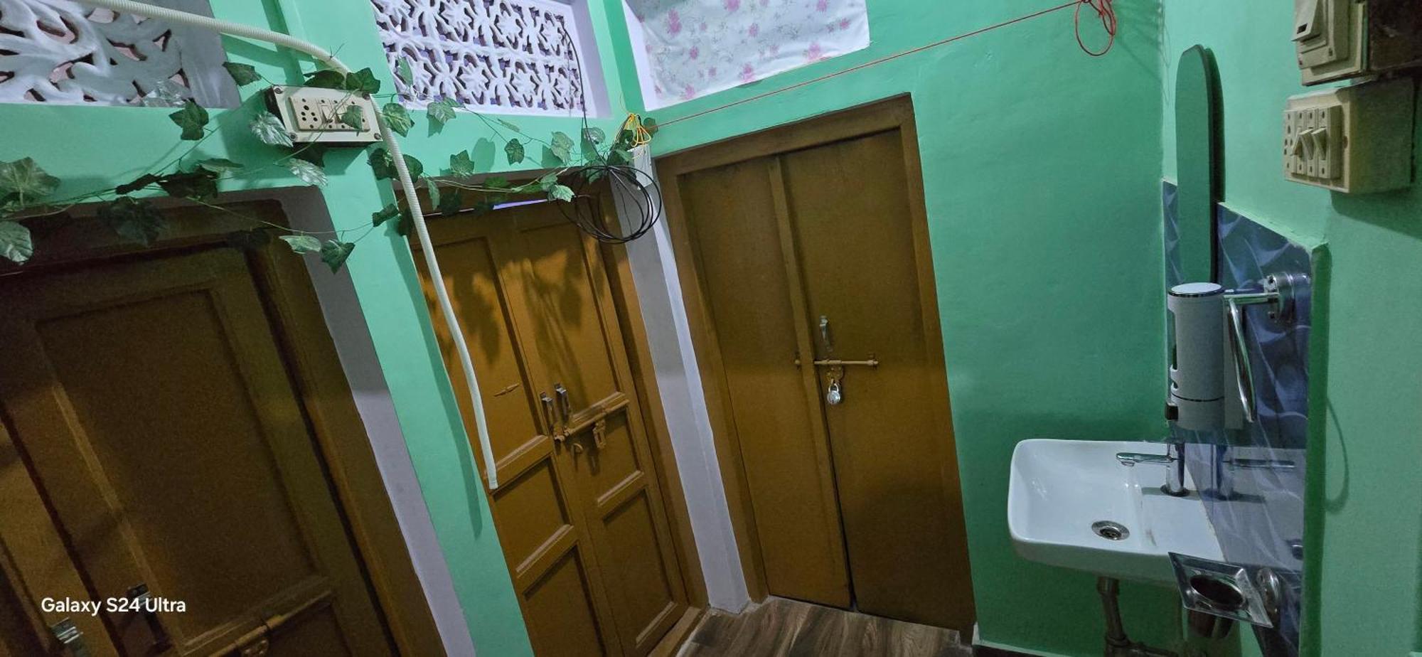 Kashi Dham Homestay فاراناسي المظهر الخارجي الصورة
